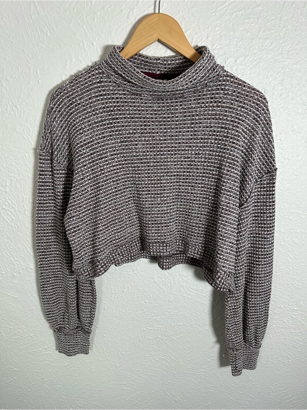 Free People Waffle Knit Cropped Sweater Womens Medium Mock Boho Cozy Pullover